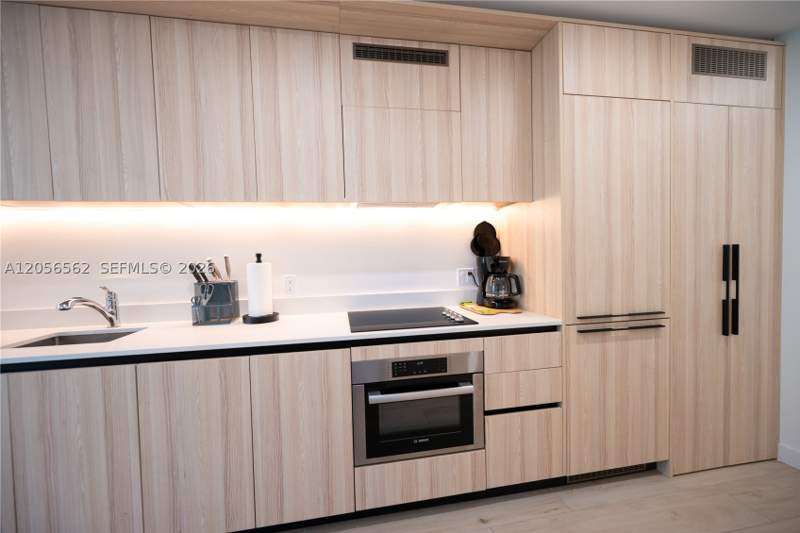 2 bedroom Condominium at 225 N Miami Ave 1505, District 225 Condo, Miami — photo 2