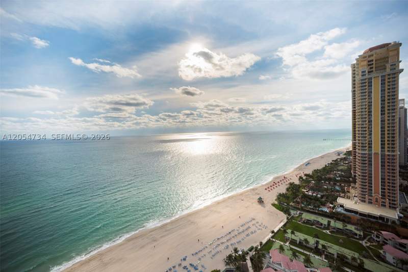 0 bedroom Condominium at 18001 Collins Ave 2711, Trump International Sones, Sunny Isles Beach — photo 3