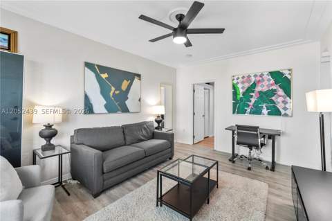 819 Meridian Ave 5, Miami Beach FL - photo 6 of 7