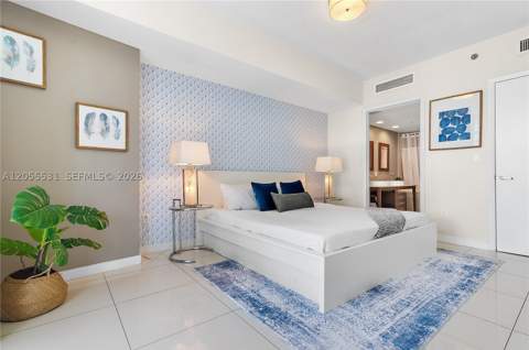 485 Brickell Ave 2306, Miami FL - photo 19 of 38