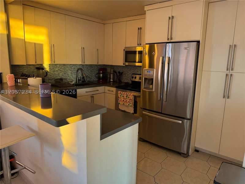 2 bedroom Condominium at 2750 NE 183rd St 1503, Commodore Plaza Condo, Aventura — photo 1