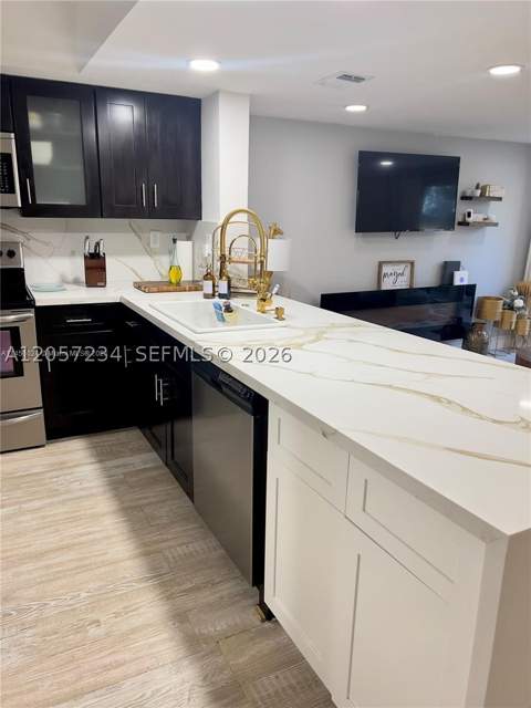 2750 NE 183rd St 1503, Aventura FL - photo 10 of 10