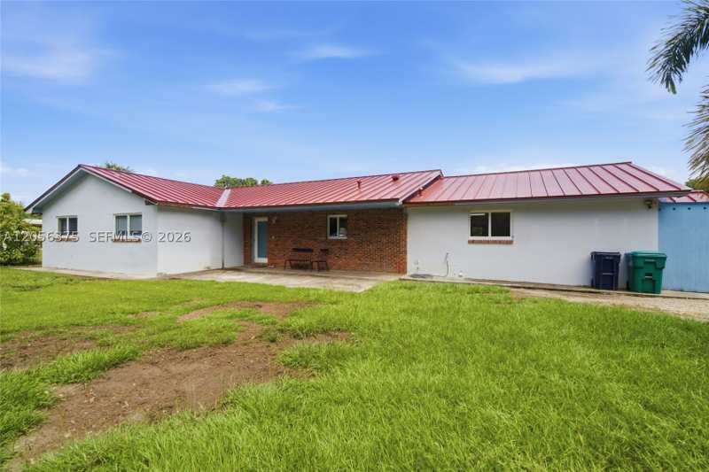 3 bedroom SingleFamilyResidence at 19501 SW 236th St, Silver Palm Acres, Homestead — photo 1