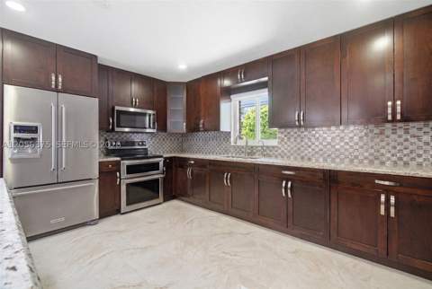 19501 SW 236th St, Homestead FL - photo 9 of 46