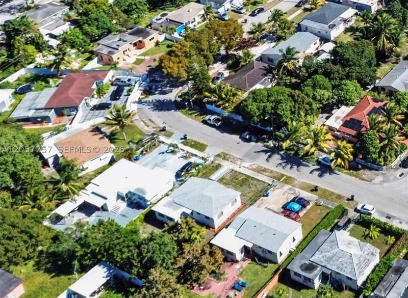 3 bedroom SingleFamilyResidence at 15694 NE 10th Ct, Fleeman Heights, North Miami Beach — photo 5