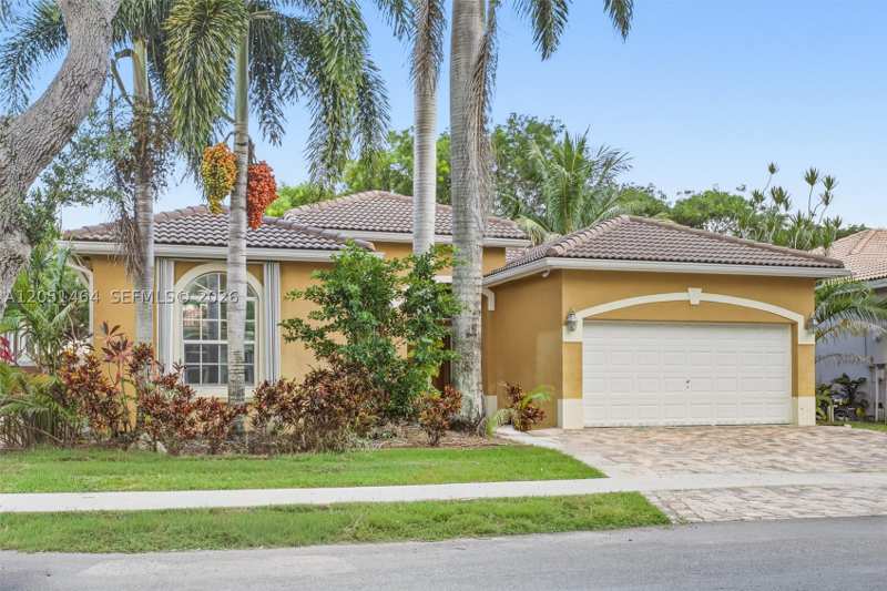 4 bedroom SingleFamilyResidence at 2101 SE 17th Ave, Keys Landing, Homestead — photo 1