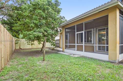 2101 SE 17th Ave, Homestead FL - photo 8 of 15