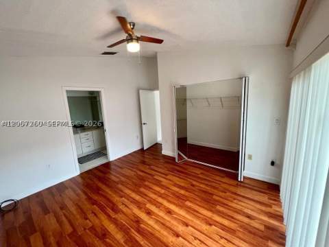 5758 NW 97th Pl, Doral FL - photo 13 of 30