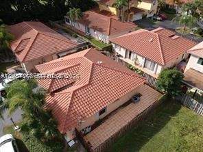 5758 NW 97th Pl, Doral FL - photo 8 of 30