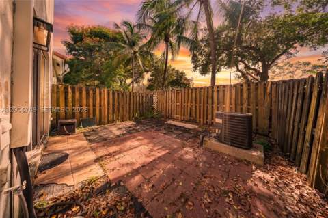 1037 NE 42nd Pl, Homestead FL - photo 23 of 27