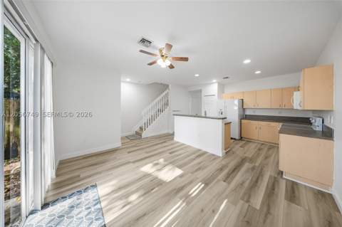 1037 NE 42nd Pl, Homestead FL - photo 8 of 27