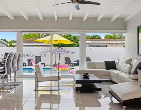561 NE 172nd St, North Miami Beach FL - photo 21 of 40