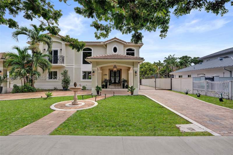 4 bedroom SingleFamilyResidence at 4665 SW 159th Ct, Barima Estates, Miami — photo 5