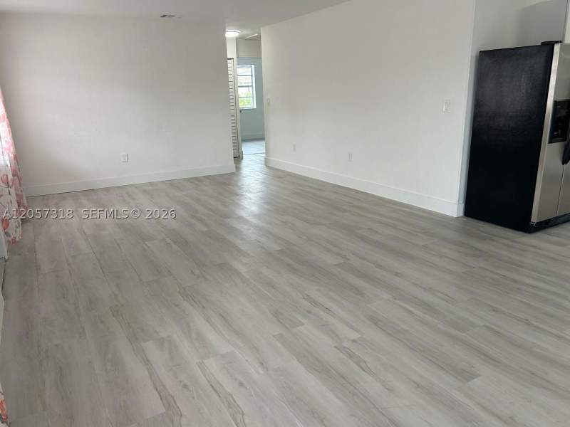 3 bedroom SingleFamilyResidence at 9200 SW 37th St, Central Heights, Miami — photo 5