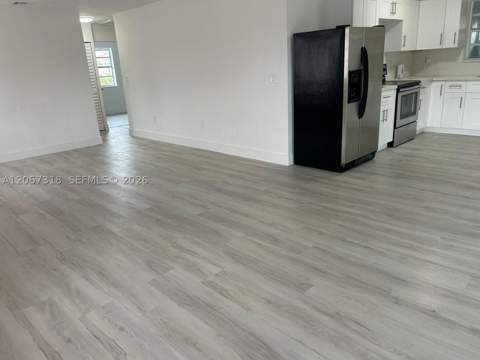9200 SW 37th St, Miami FL - photo 7 of 12