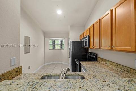 22561 SW 88th Pl 303-7, Cutler Bay FL - photo 11 of 27
