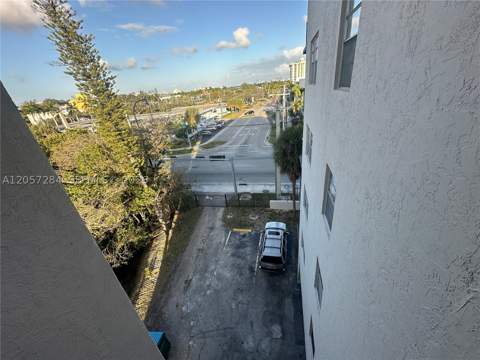 12590 NE 16th Ave 509, North Miami FL - photo 21 of 38