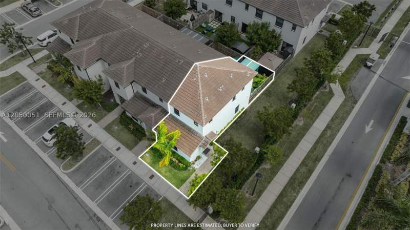 3 bedroom Townhouse at 12990 SW 232nd Ln, Sienna Reserve, Homestead — photo 4