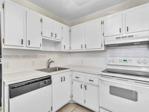 20500 W Country Club Dr 203, Aventura FL - photo 9 of 63