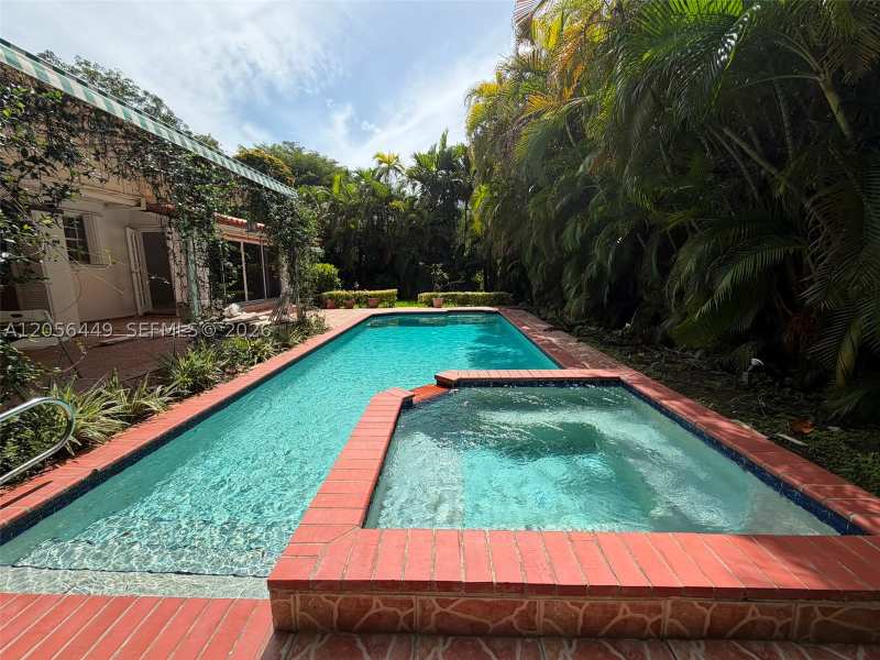 3 bedroom SingleFamilyResidence at 1540 Dorado Ave, Coral Gables Country Club, Coral Gables — photo 1