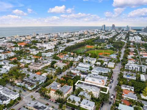 1551 Michigan Ave 12, Miami Beach FL - photo 12 of 17