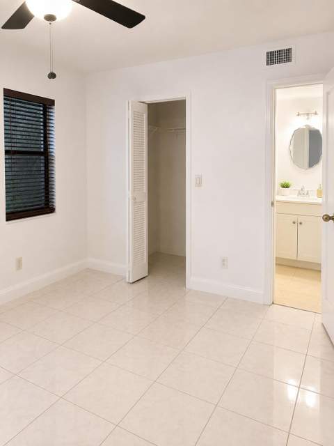 871 NE 207th Lane 104-15, Miami FL - photo 6 of 10