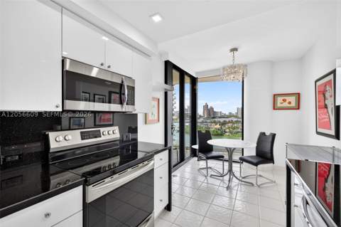 2800 Island Blvd 1005, Aventura FL - photo 14 of 45