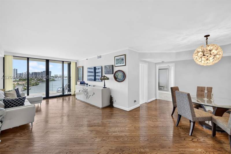 2 bedroom Condominium at 2800 Island Blvd 1005, 2800 Isl Blvd Williams Is, Aventura — photo 3