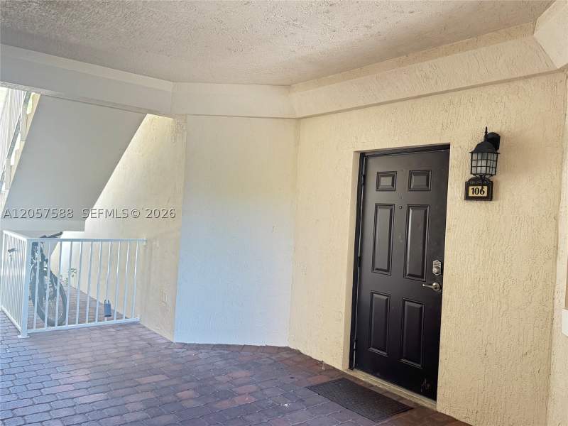 3 bedroom Condominium at 11601 NW 89 St 106, St Moritz At Doral Condo, Doral — photo 2