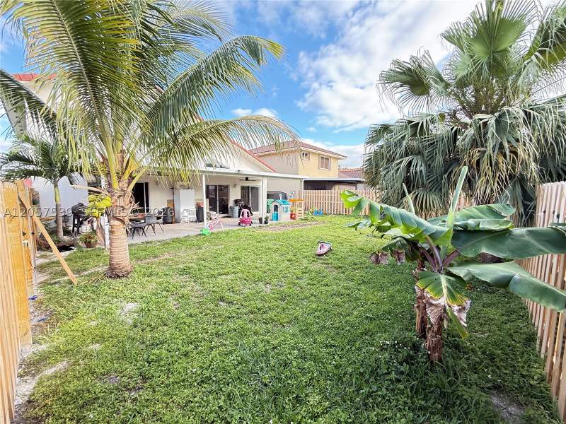 4 bedroom SingleFamilyResidence at 18318 NW 61st Ct, Harbour Sub, Hialeah — photo 5