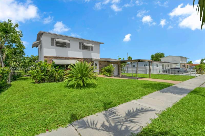 4 bedroom SingleFamilyResidence at 2322 SW 128th Ave, Southwest Manors Sec 1, Miami — photo 3