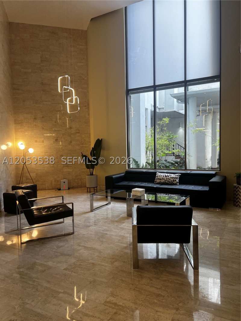 1 bedroom Condominium at 2750 NE 183rd St 807, Commodore Plaza Condo, Aventura — photo 1