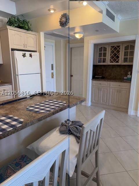 5601 Collins Ave 1723, Miami Beach FL - photo 13 of 23