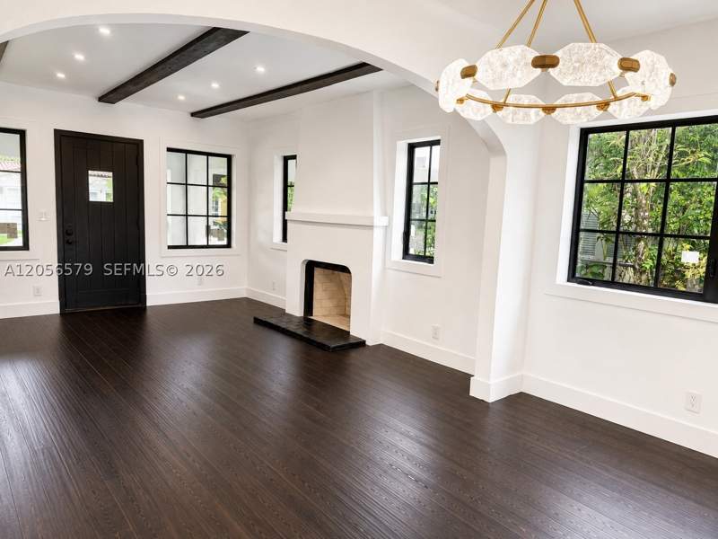 2 bedroom SingleFamilyResidence at 1213 Aguila Ave, Coral Gables Granada Sec, Coral Gables — photo 4