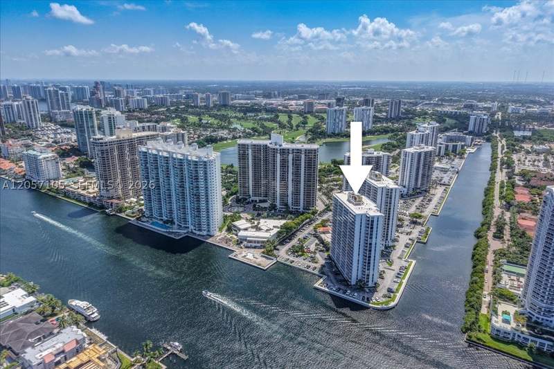 2 bedroom Condominium at 20515 E Country Club Dr 2048, Waterview Condo, Aventura — photo 2