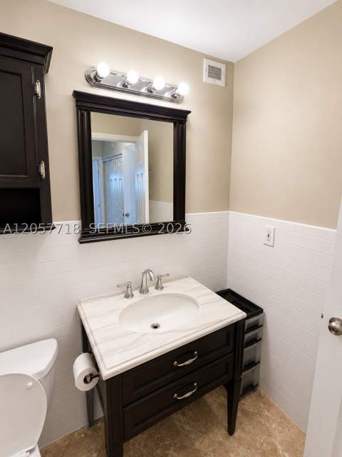 1465 NE 123rd St 609, North Miami FL - photo 21 of 28