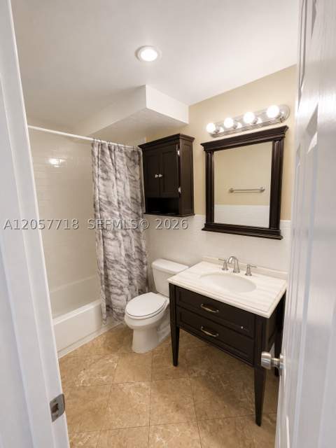 1465 NE 123rd St 609, North Miami FL - photo 22 of 28