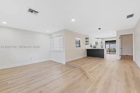10541 SW 21st Ln, Miami FL - photo 12 of 39