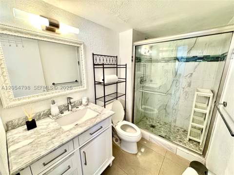 18051 Biscayne Blvd 1002, Aventura FL - photo 15 of 30