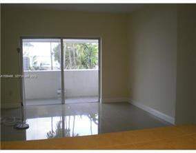 500 Bayview Drive 122, Sunny Isles Beach FL - photo 11 of 29