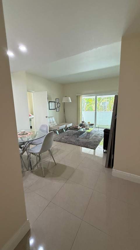 500 Bayview Drive 122, Sunny Isles Beach FL - photo 13 of 29