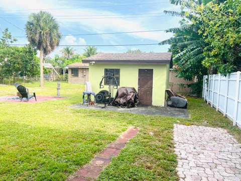 3020 NW 173rd Terrace, Miami Gardens FL - photo 10 of 13