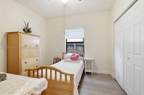 15585 SW 176th Ter, Miami FL - photo 18 of 38