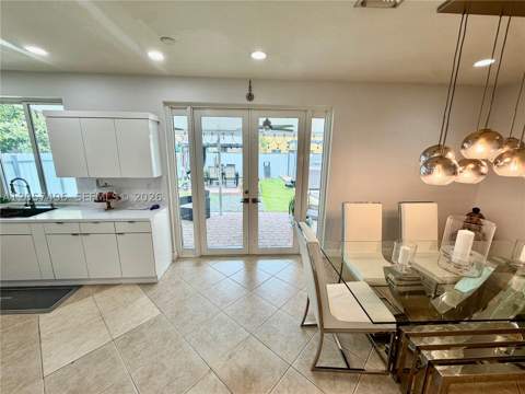 2021 SE 15th St, Homestead FL - photo 7 of 27