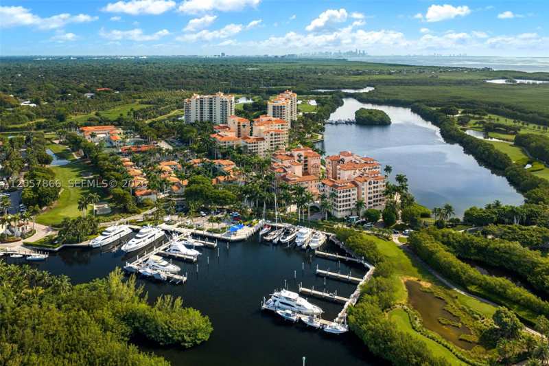 4 bedroom Condominium at 13627 Deering Bay Dr 404, Verona At Deering Bay Con, Coral Gables — photo 1