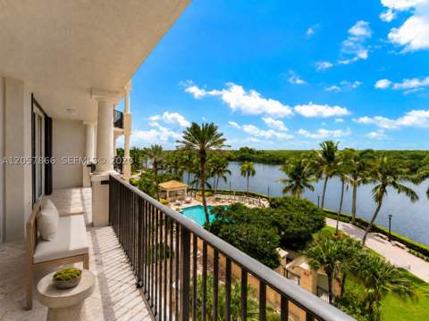 13627 Deering Bay Dr 404, Coral Gables FL - photo 18 of 21