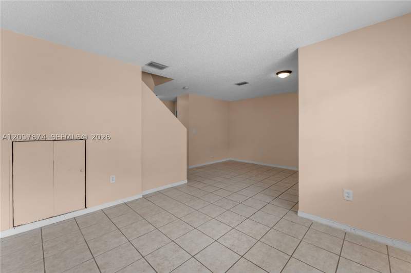3 bedroom Townhouse at 13970 SW 179th St, Weitzer Serena Lakes Town, Miami — photo 5