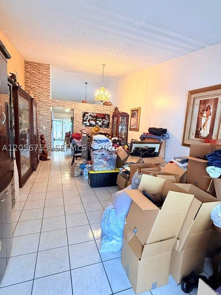 3 bedroom SingleFamilyResidence at 5941 W 20th Ln, Michelle Jardins, Hialeah — photo 4
