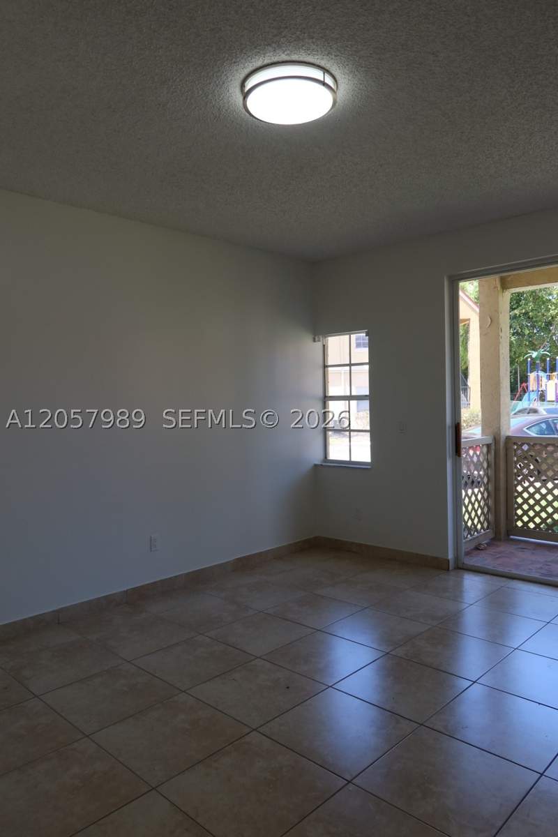 2 bedroom Condominium at 18340 NW 68th Ave A, La Hacienda Country Club, Hialeah — photo 5