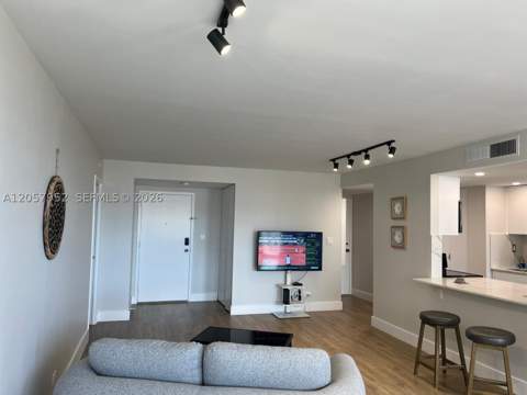 251 174th St 1215, Sunny Isles Beach FL - photo 9 of 37